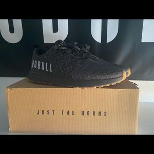 NOBULL Trail runners (LIKE NEW)